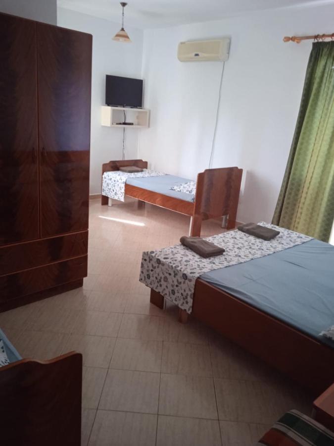 Hotel Moris Kryemedhej Luaran gambar