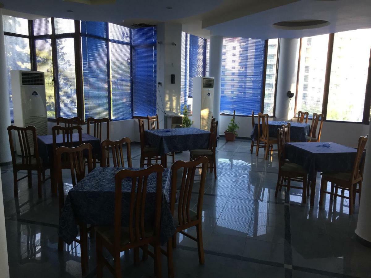 Hotel Moris Kryemedhej Luaran gambar